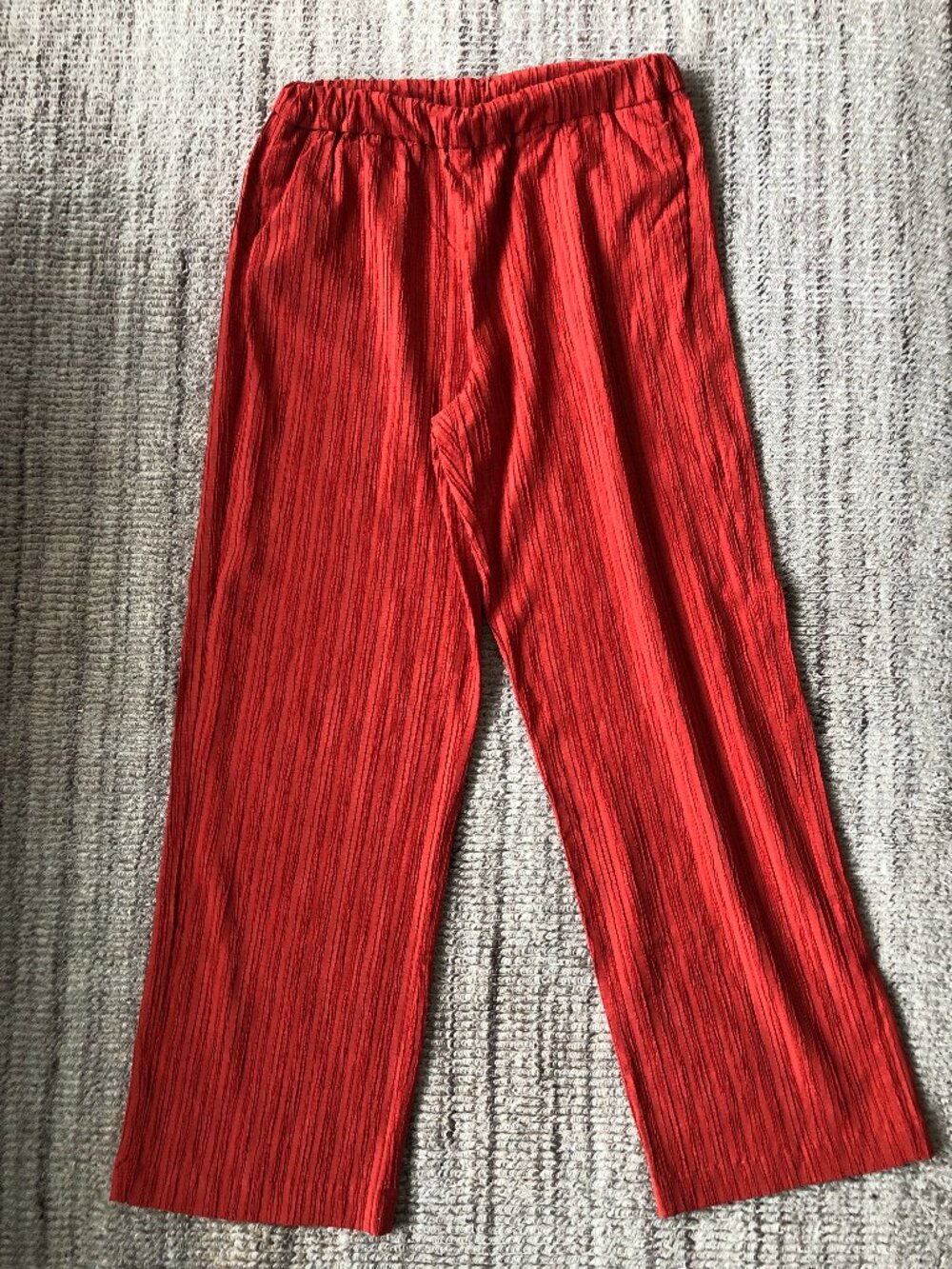 Red Textured Easy Pants - Picture 5 of 7